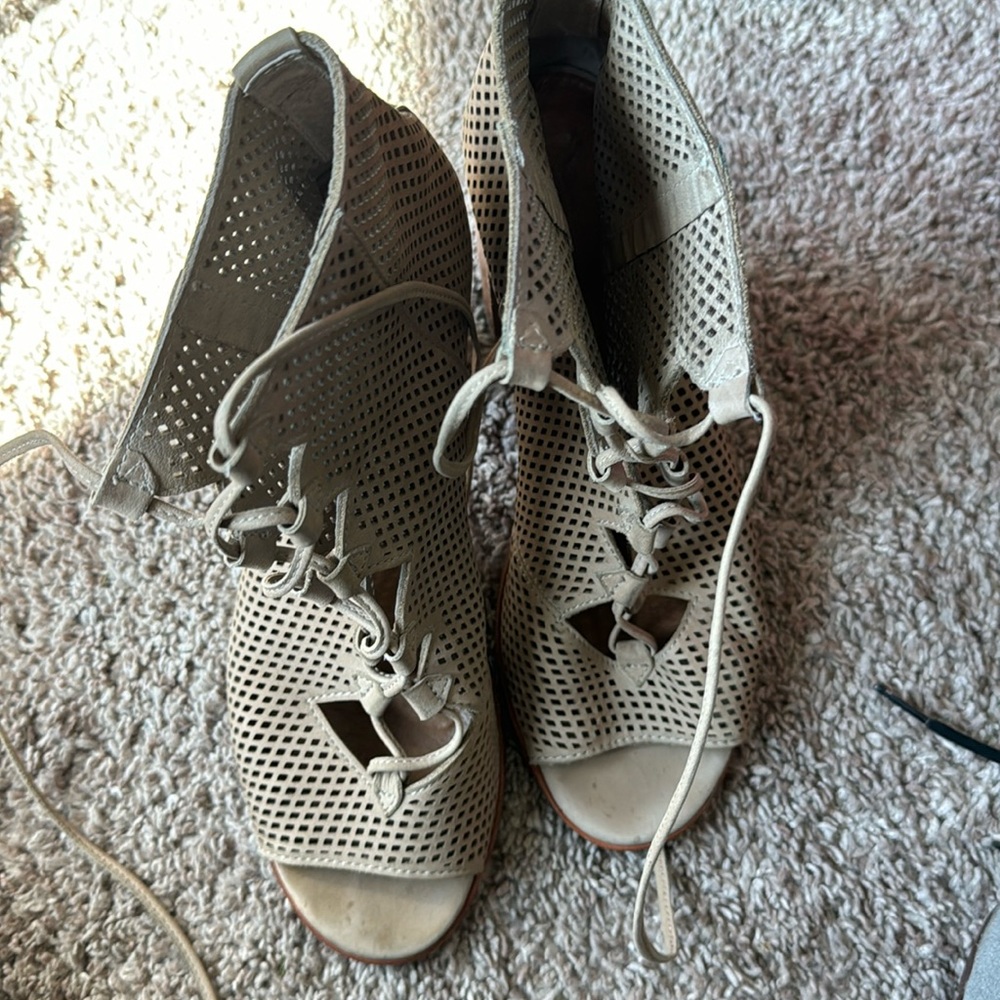 Frye sandals
